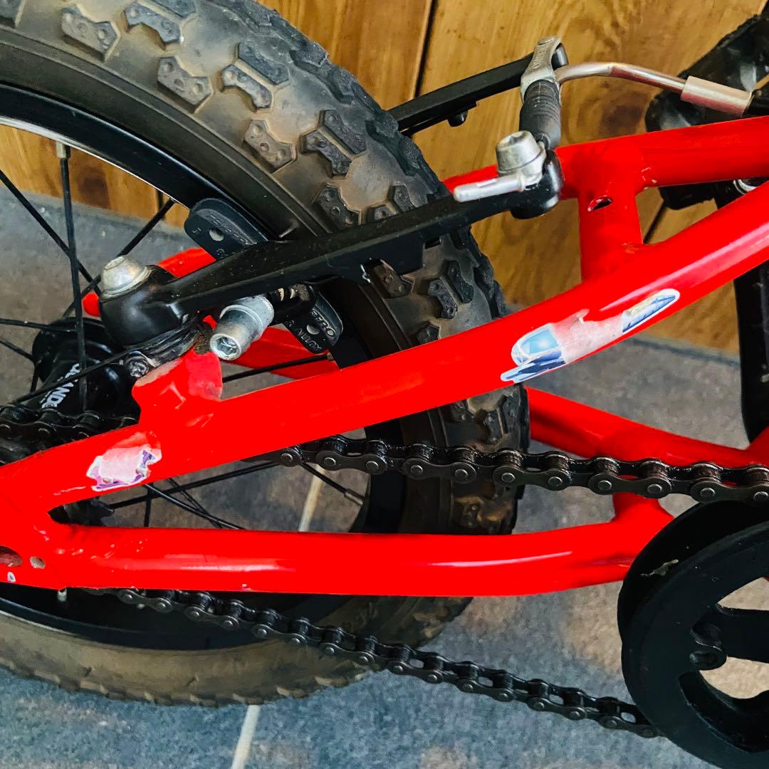 【送料込み】ヨツバサイクル ヒーローレッド 14インチ　ヨツバゼロ