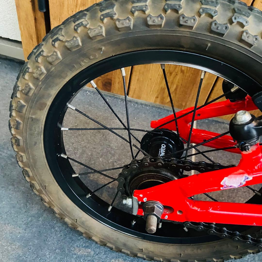 【送料込み】ヨツバサイクル ヒーローレッド 14インチ　ヨツバゼロ