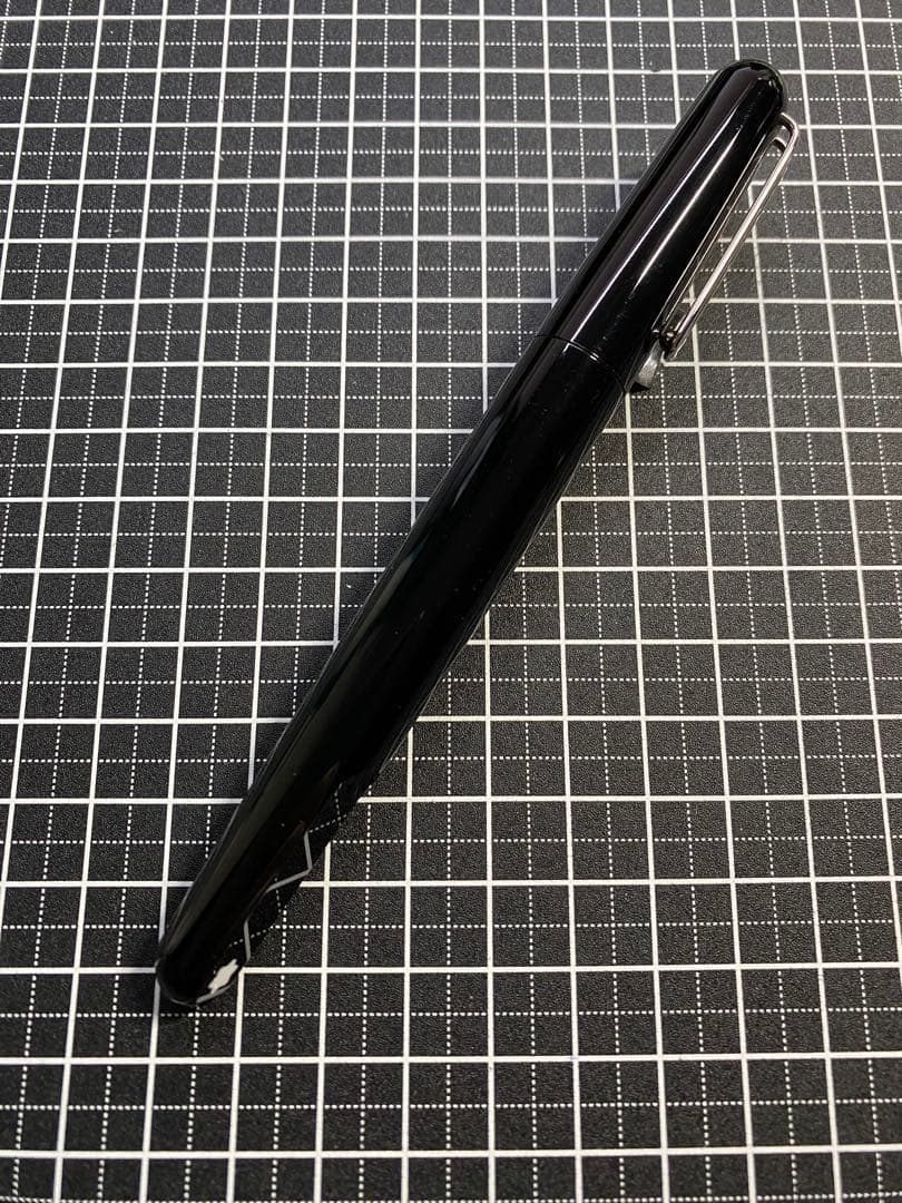 MONTBLANC M マーク・ニューソン 字幅F