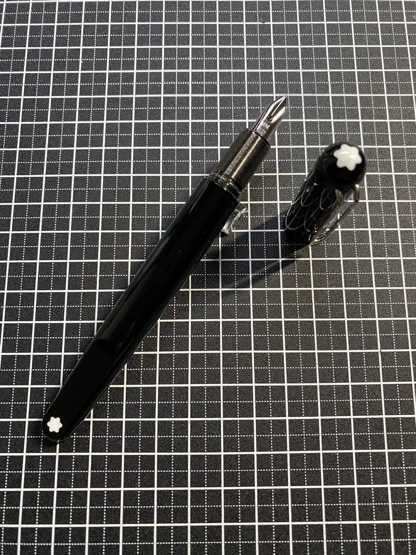 MONTBLANC M マーク・ニューソン 字幅F