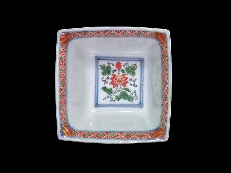 大聖寺伊万里 金襴手 牡丹に岩 獅子に牡丹の図 四方角向付 B335AS-CVg