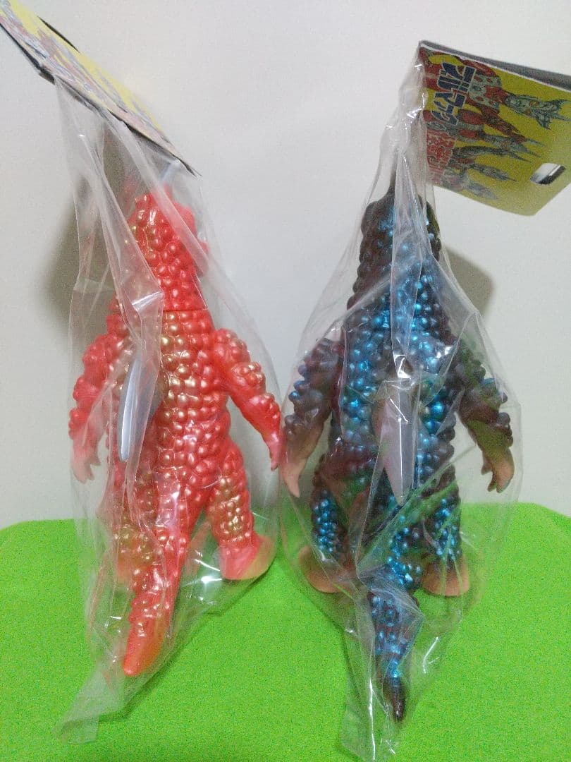 ブルマァク 《ブラックギラス＆レッドギラス》 ２体セット