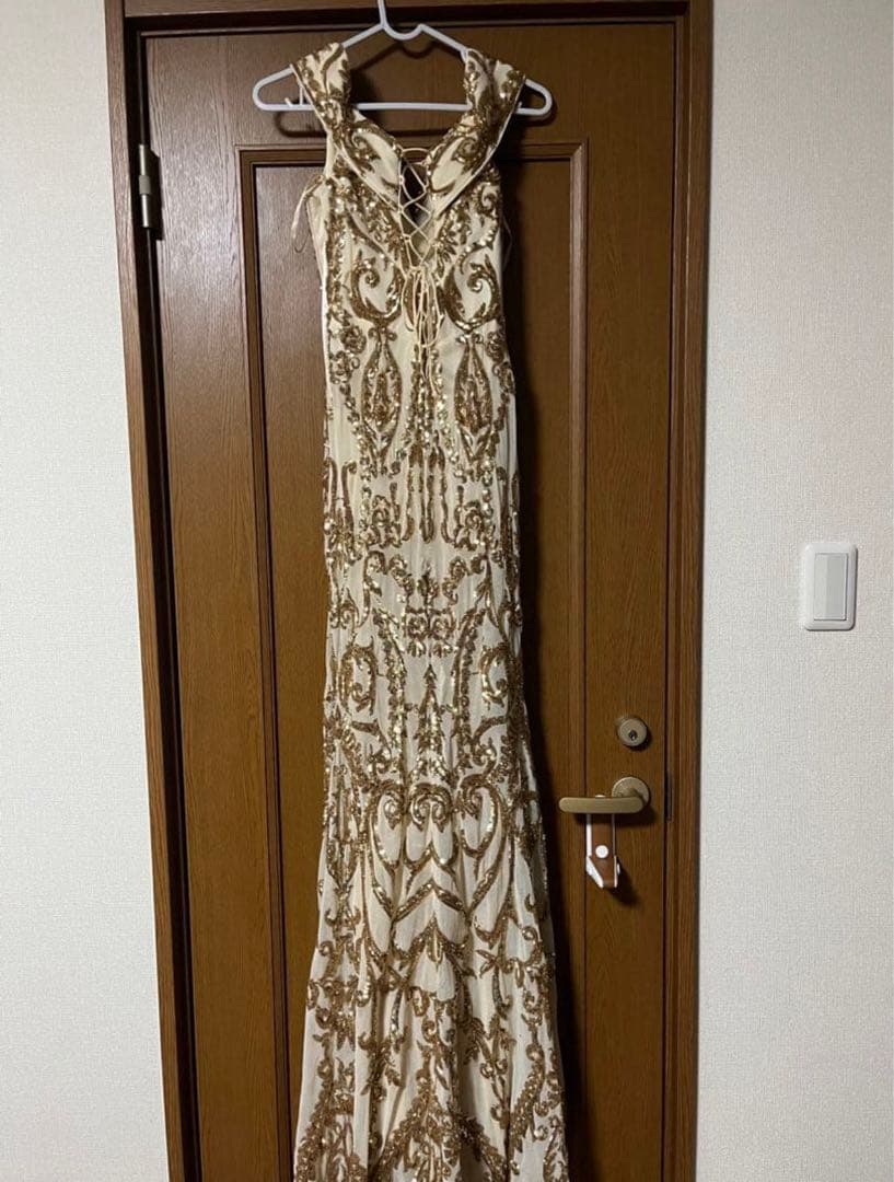 【完売商品】JEAN MACLEAN ロングドレス クリーム 色金色刺繍