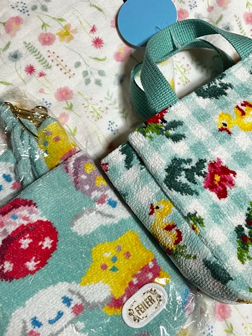 新品 フェイラー サンリオ シナモロール シナモン スマホショルダー