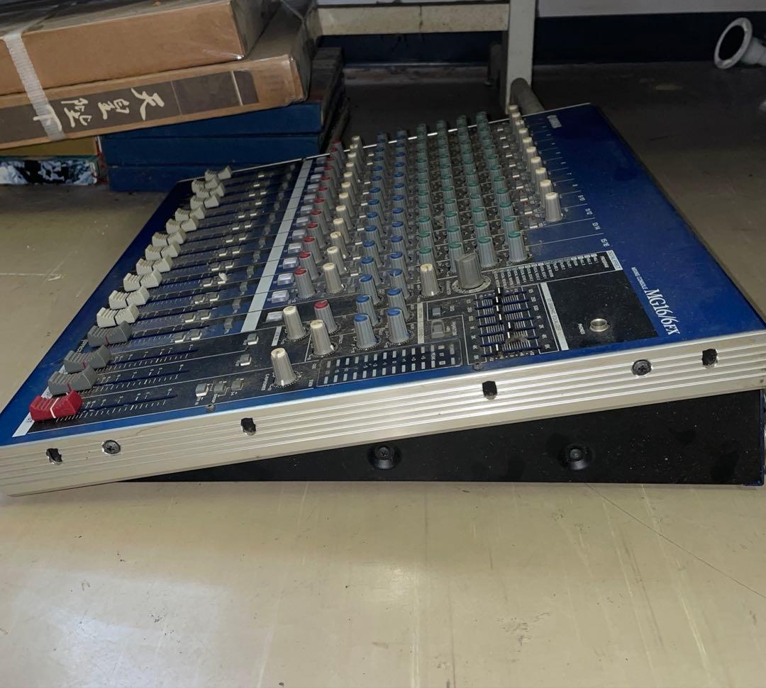 YAMAHA ヤマハ　MG16/6FX　ミキサー MIXING CONSOLE