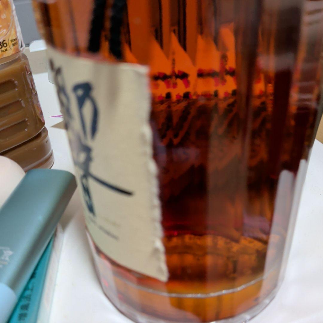 希少]SUNTORY［響］ノンエイジ 裏ゴールド 紐ありクリスタルキャップ良品