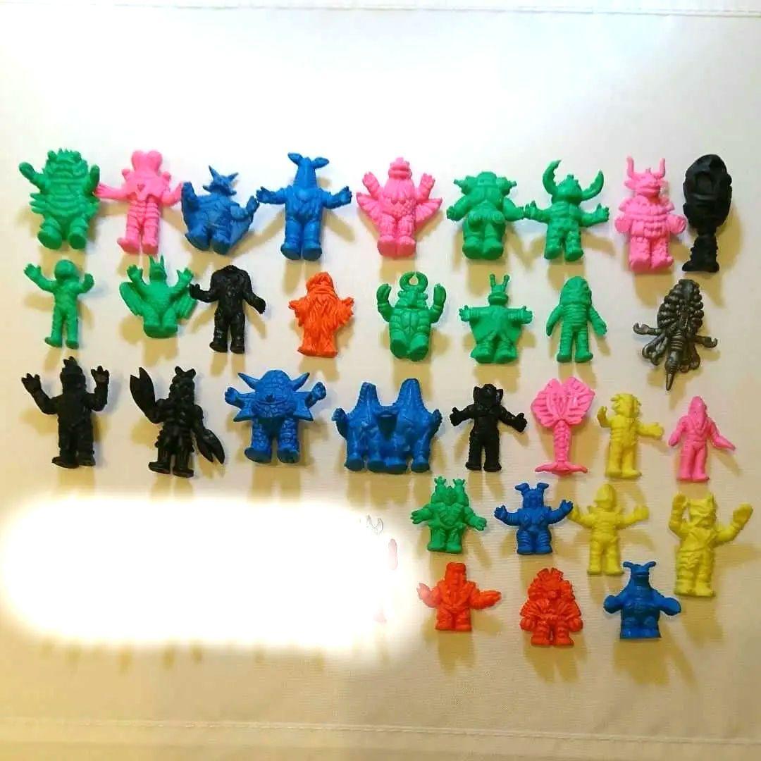 怪獣消しゴム　ウルトラマン　昭和　レトロ　ガシャポン 怪獣消しゴム ウルトラマン 昭和 レトロ ガシャポン - メルカリ