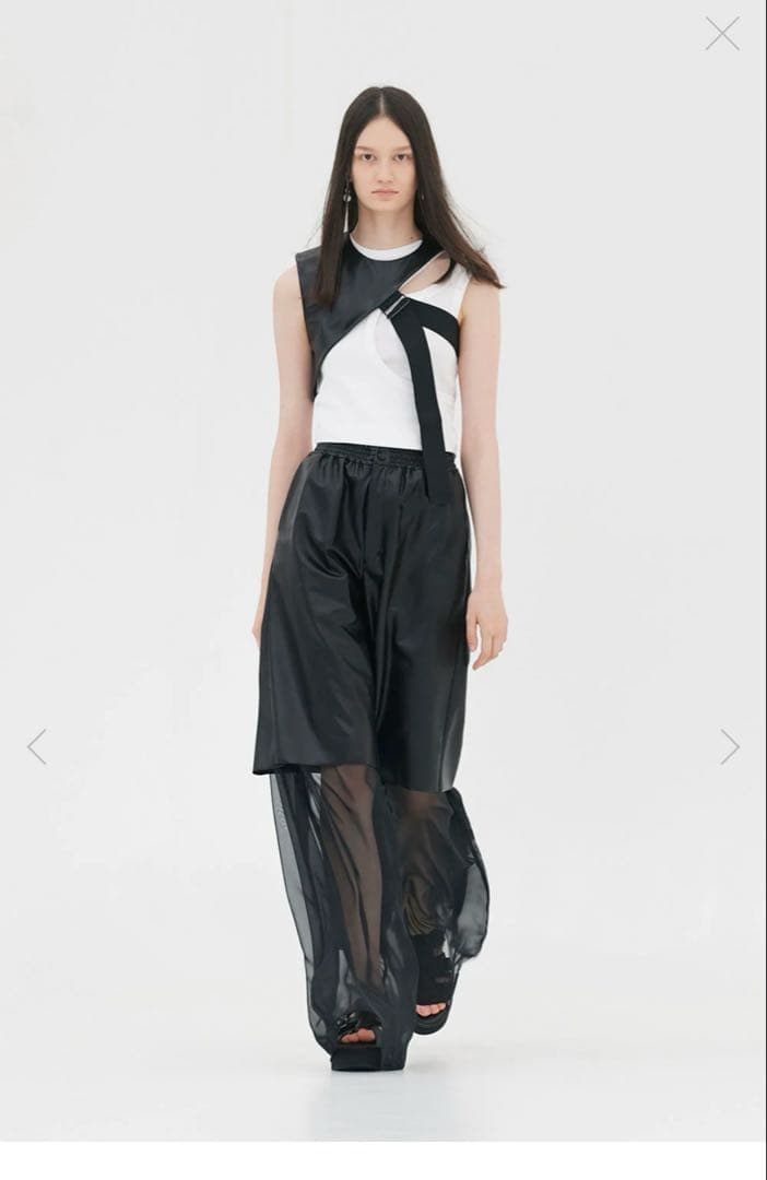 【ほぼ新品】Hyke25SSレイヤードタンクトップ　ホワイト