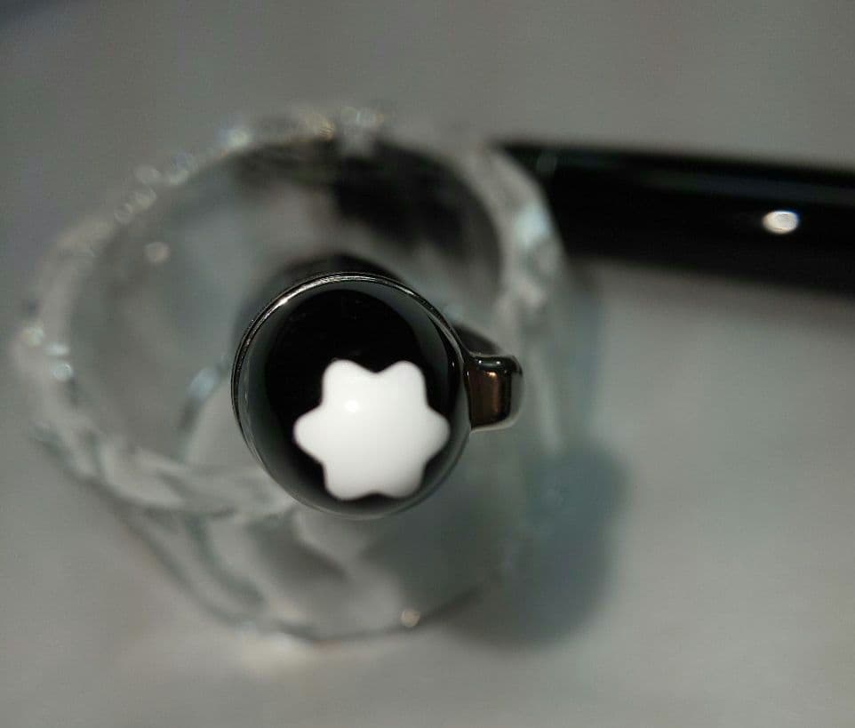 Montblanc マイスターシュテュック クラシックローラーボールペン