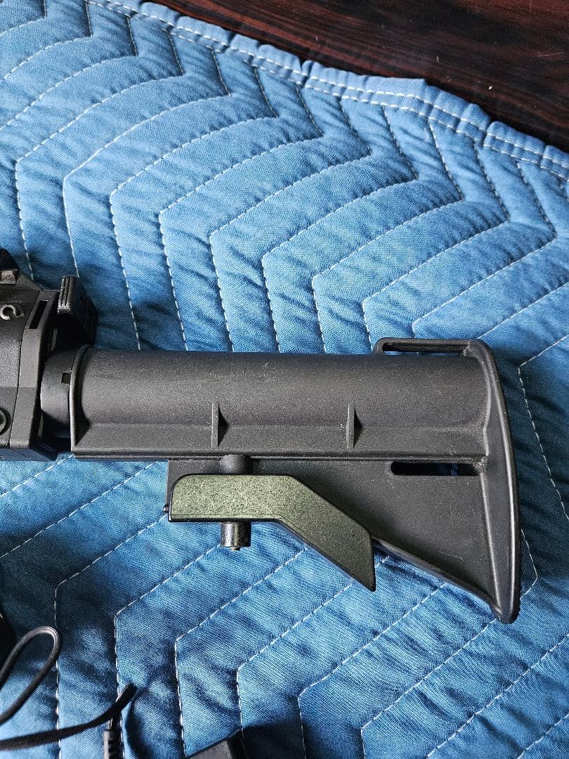 マルイ電動ガンmp7