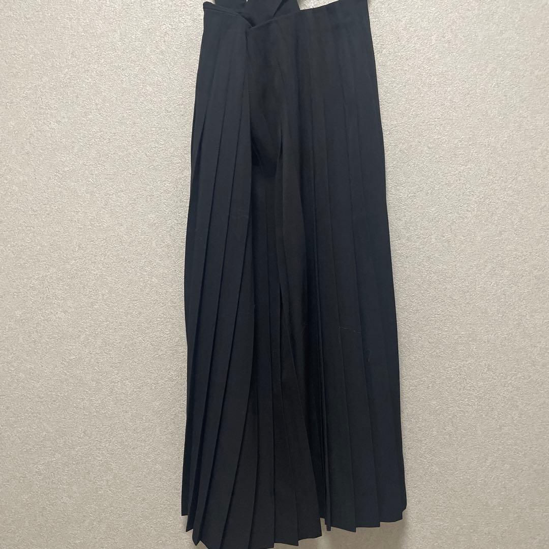 【COMME des GARÇONS】ジャンパースカート　プリーツ