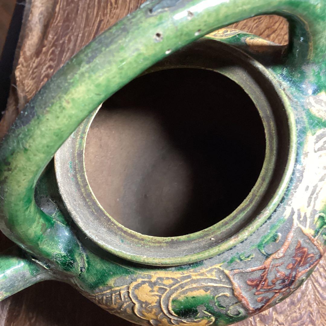 コウチ焼三彩蝙蝠草花陽刻文明末清初