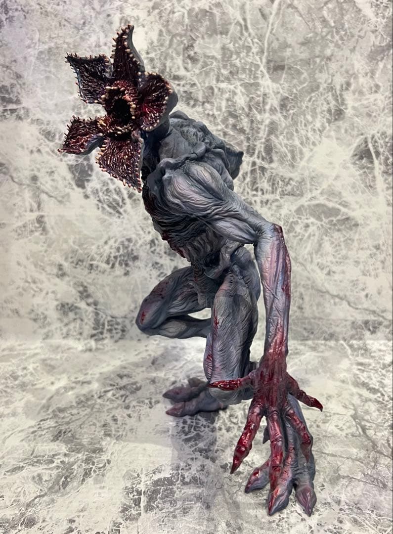 一番くじA賞 ストレンジャーシングス　 デモゴルゴン リペイント