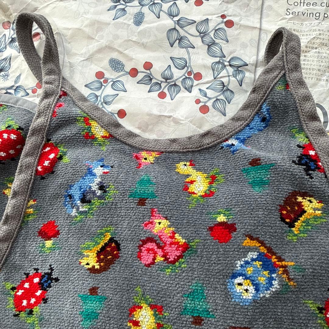 M*U様 フェイラー ハイジフレンズフォレスト エプロン グレー - メルカリ