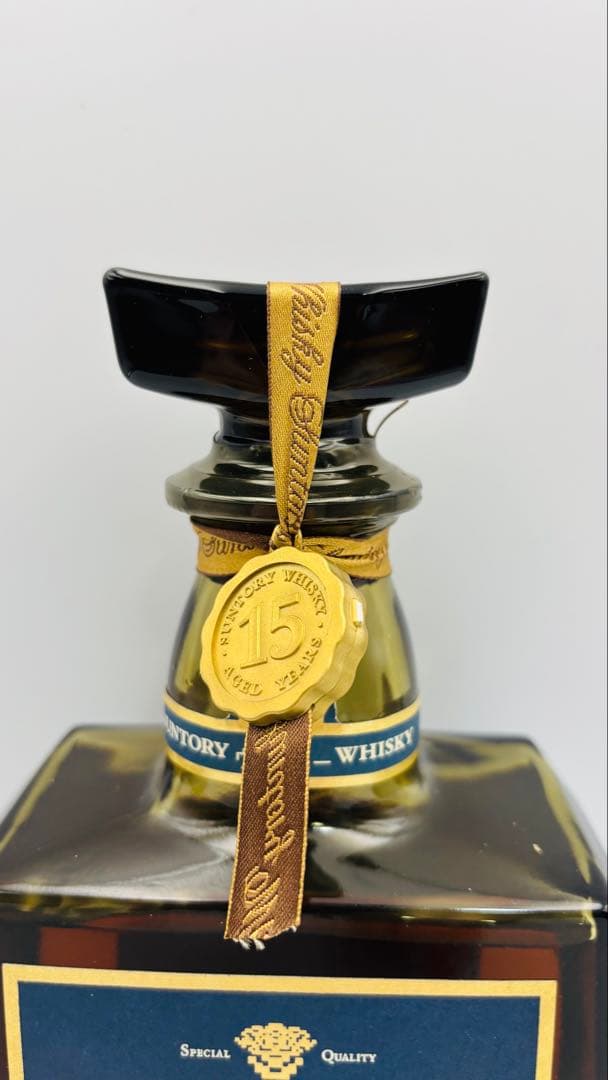 未開栓 サントリーローヤル プレミアム15年 ブルーラベル 700ml 40