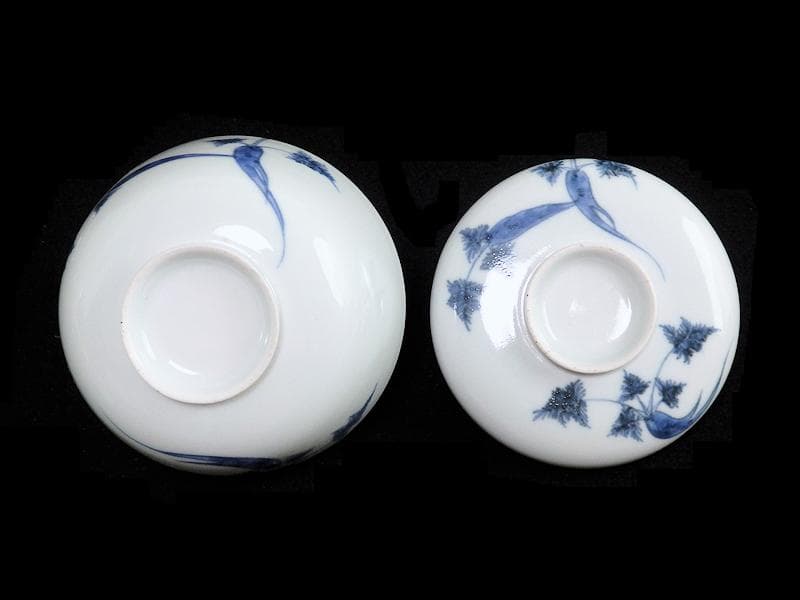 古伊万里 染付 人参に蝶の図 蓋茶碗 江戸期 C452AS-CAy