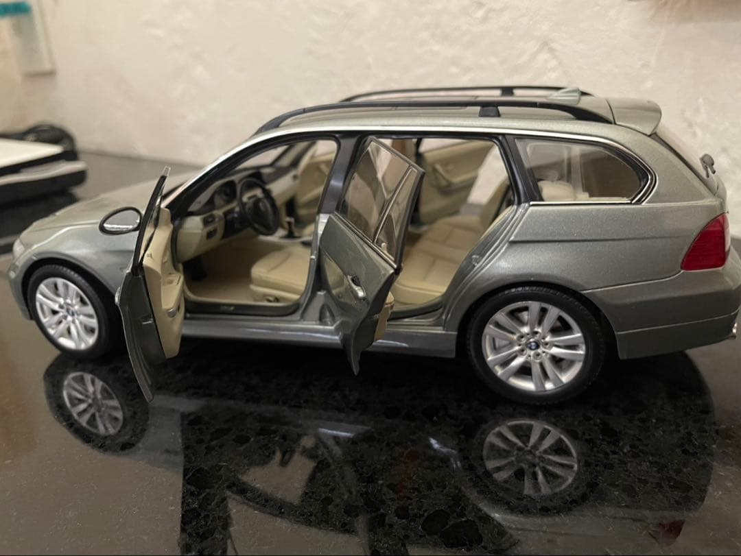 BMW 3シリーズ ミニカー シルバー