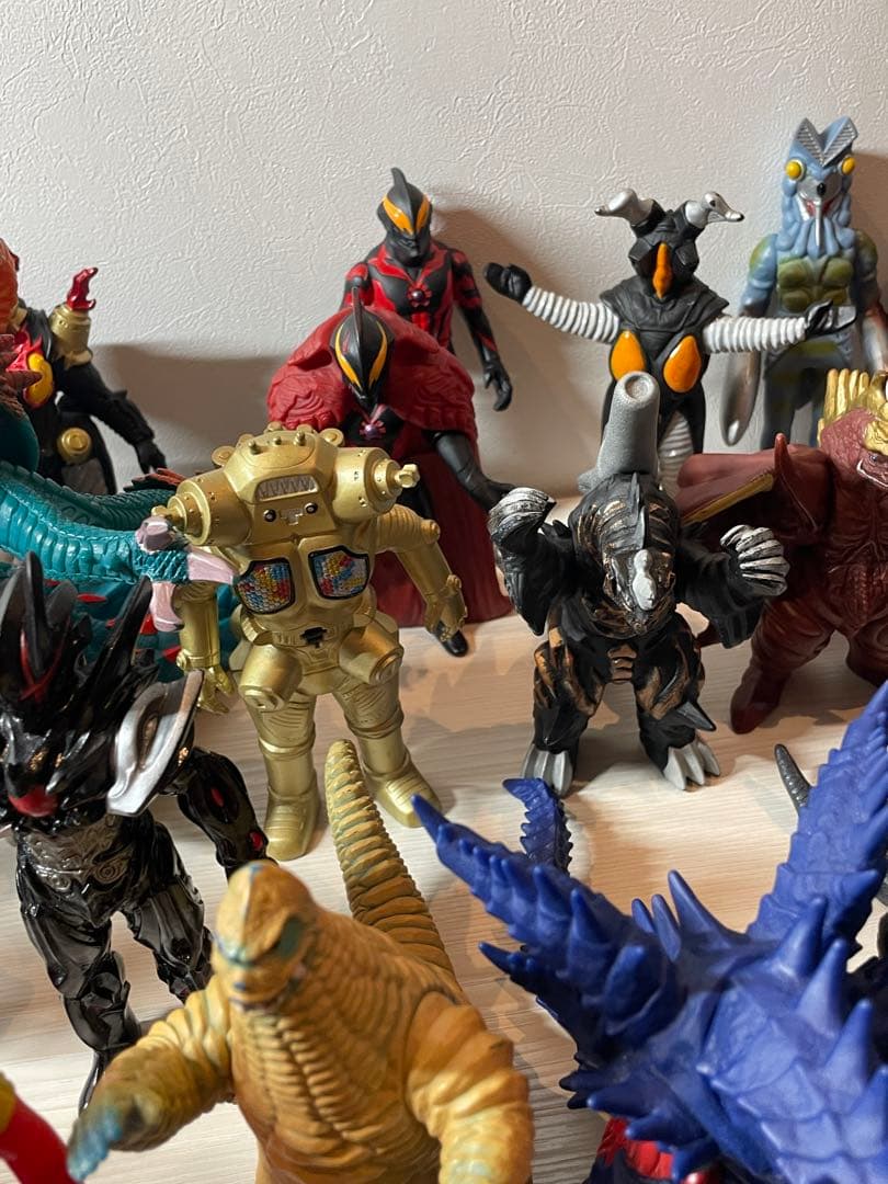 ウルトラマン　怪獣　ソフビ　まとめ売り51体