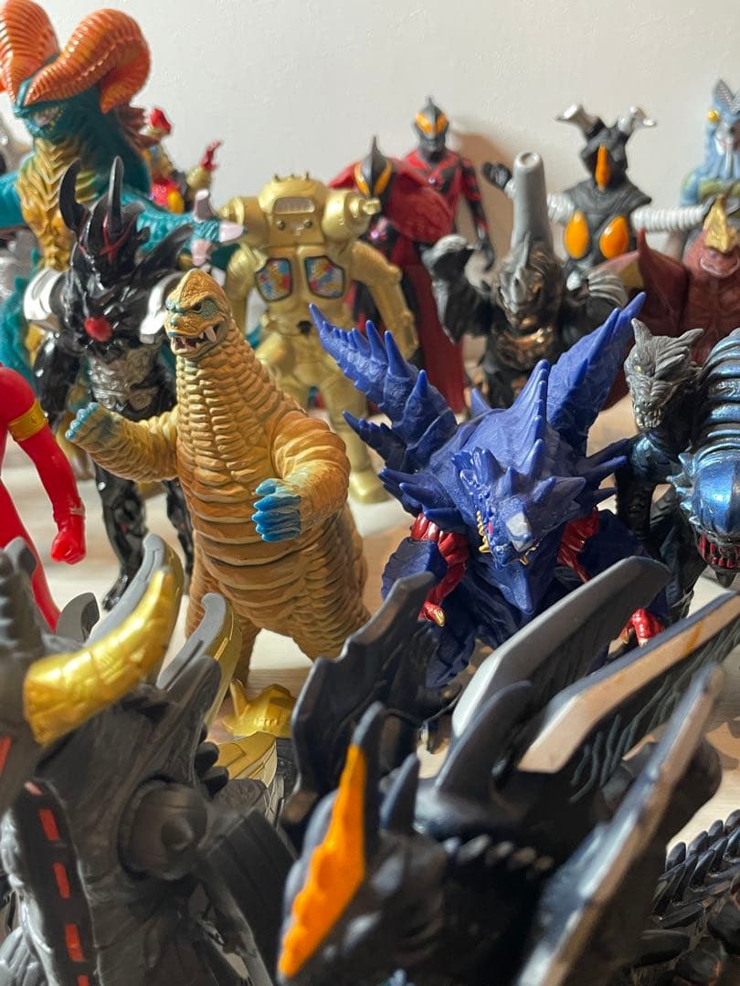 ウルトラマン　怪獣　ソフビ　まとめ売り51体
