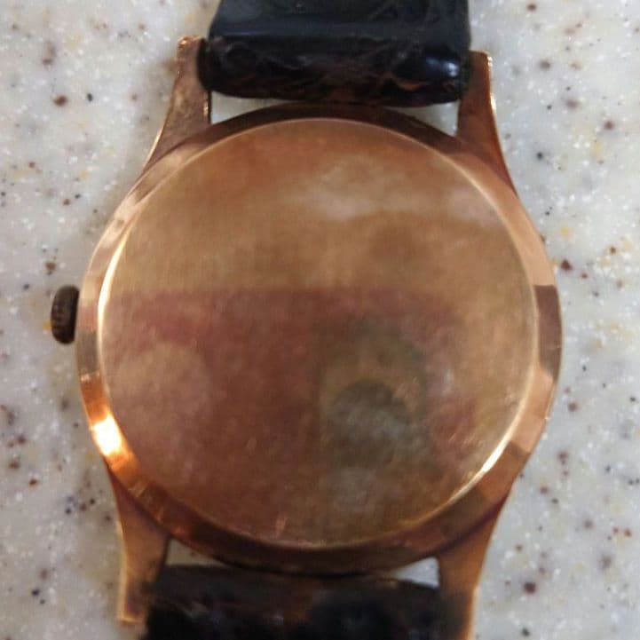 T*1様 【BUREN　SWISS製】 手巻き時計 ゴールドケースワニ皮ベルトア