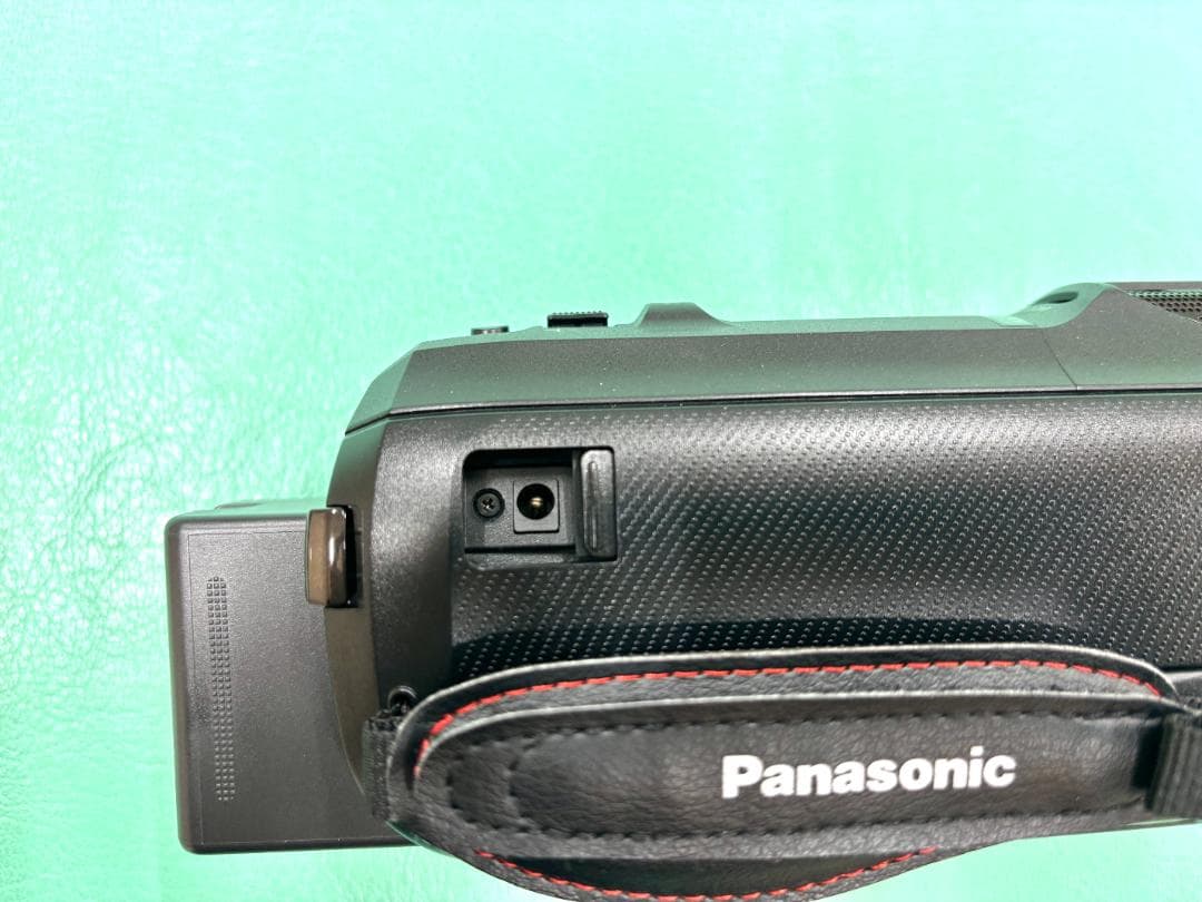 ★美品★Panasonic HC-VX985M ワイドレンズ＆大容量バッテリー付