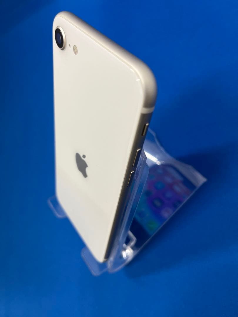 中古品／超美品】iPhone SE3 128GB｜SIMフリー｜ホワイトモデル iPhone