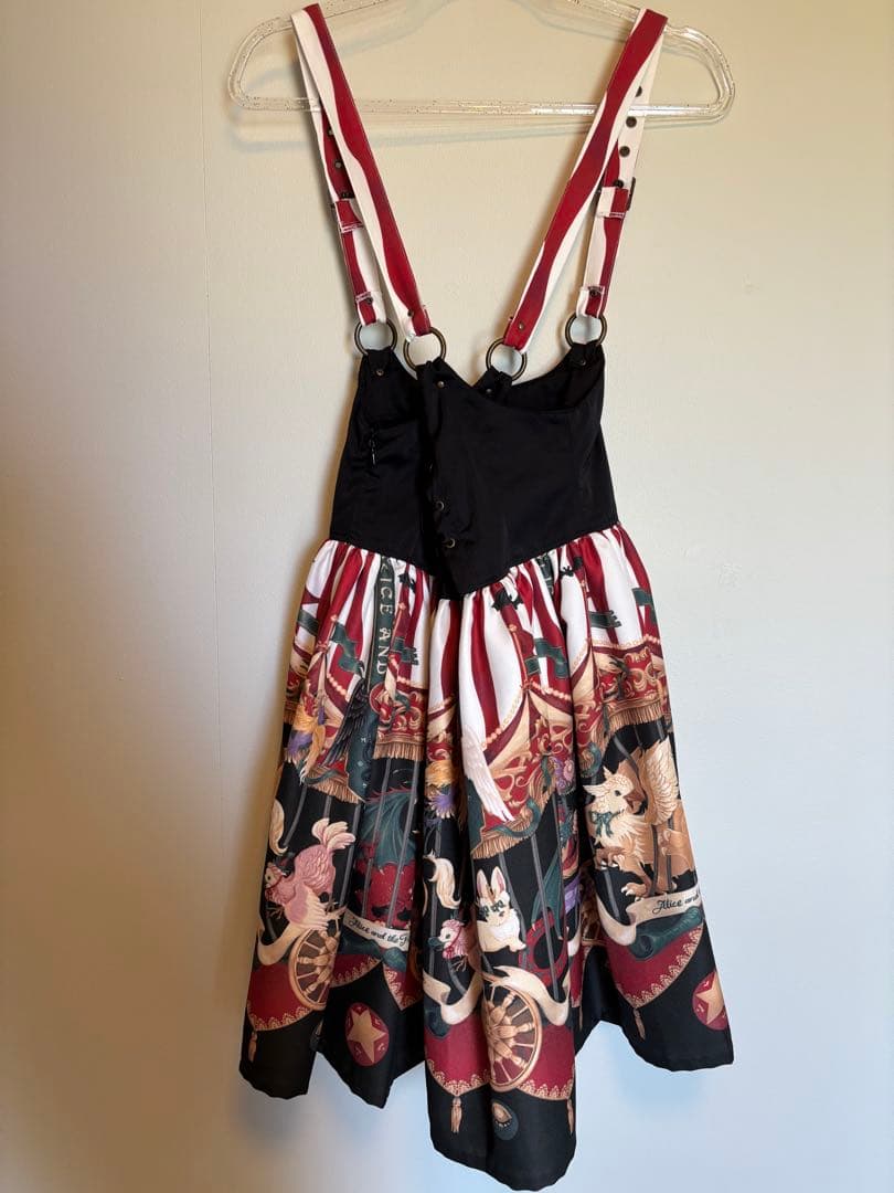 アリスアンドザパイレーツ　エスケープビースト　スカート