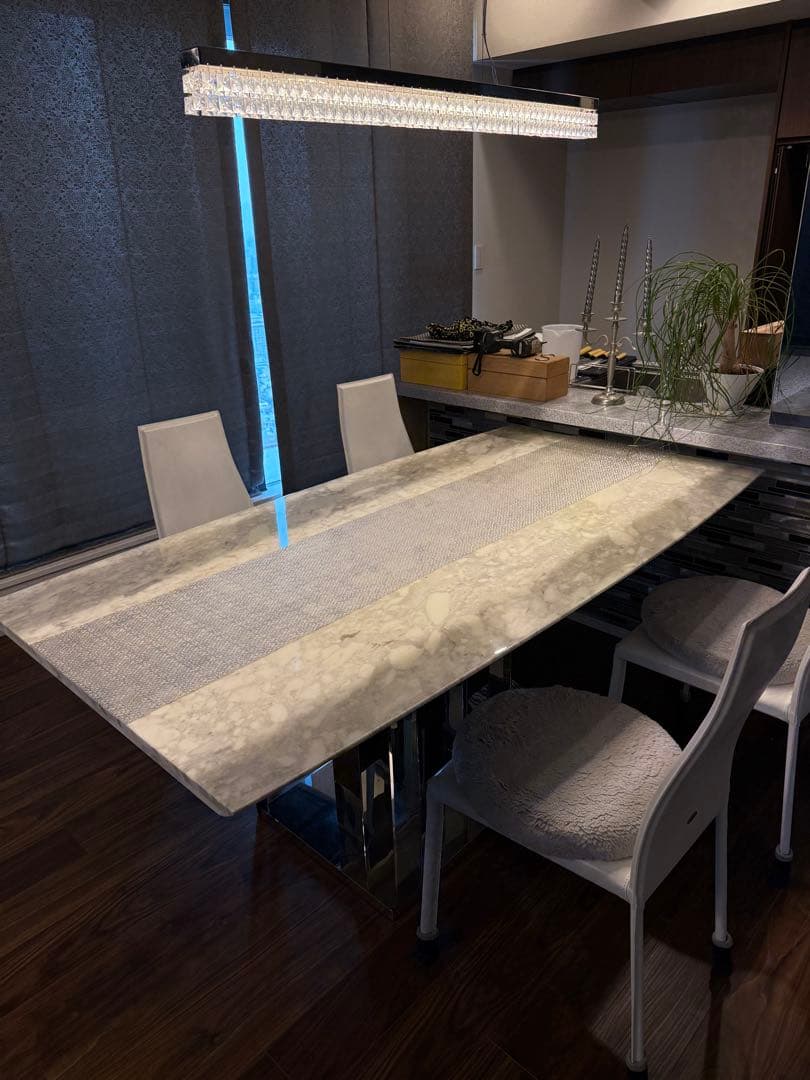 引取限定 カッテラン ダイニング テーブル チェア 4脚