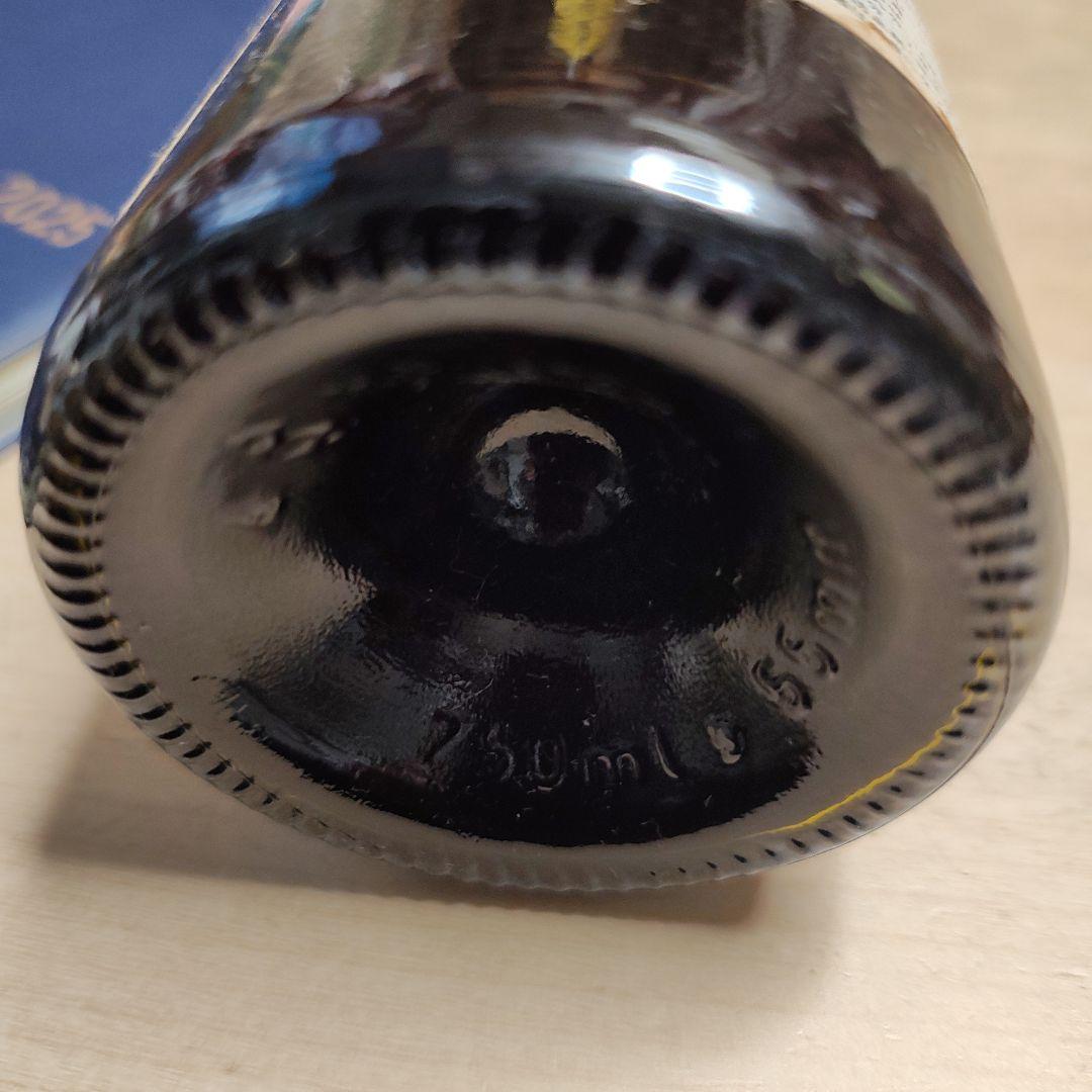 Nuits Saint-Georges Domaine Robert コルク破損