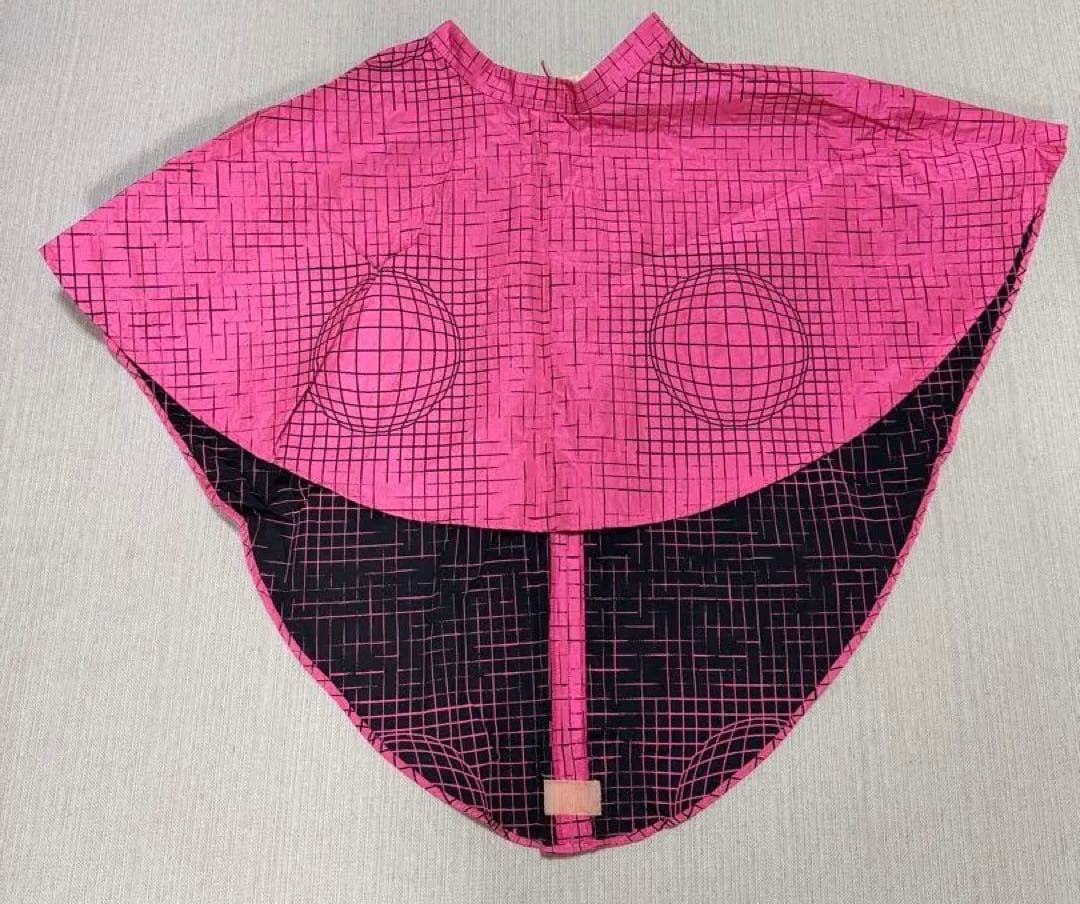 20471120 スカート　ケープ　マント　ポンチョ　蛍光　ピンク　時空　4次元