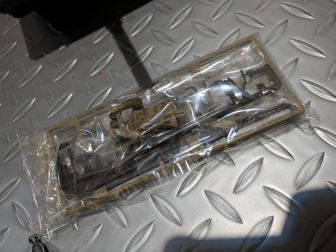 東京マルイRCバトルタンク M1A2 ABRAMS 1/24　ラジコン　戦車