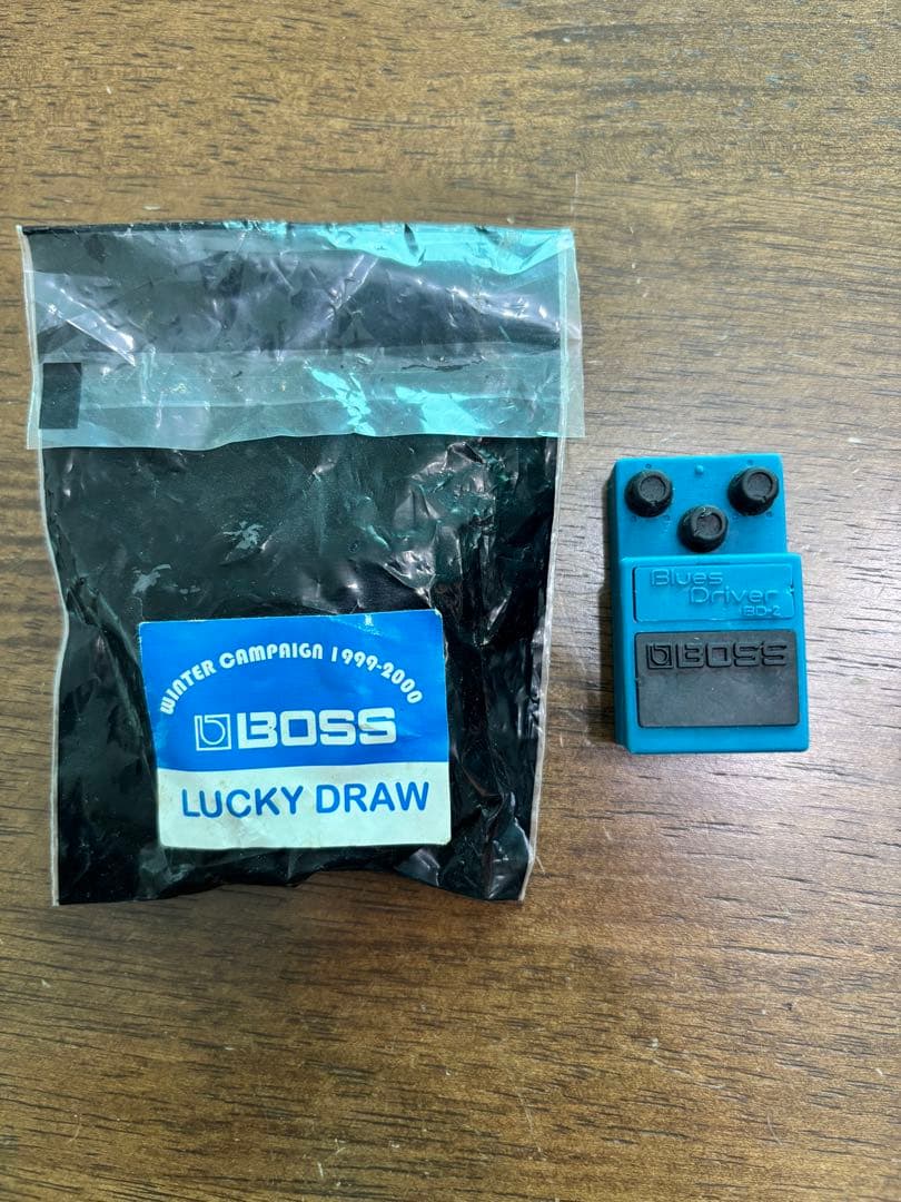 BOSS コンパクトエフェクター型　腕時計　ノベルティ　おまけ付き 腕時計