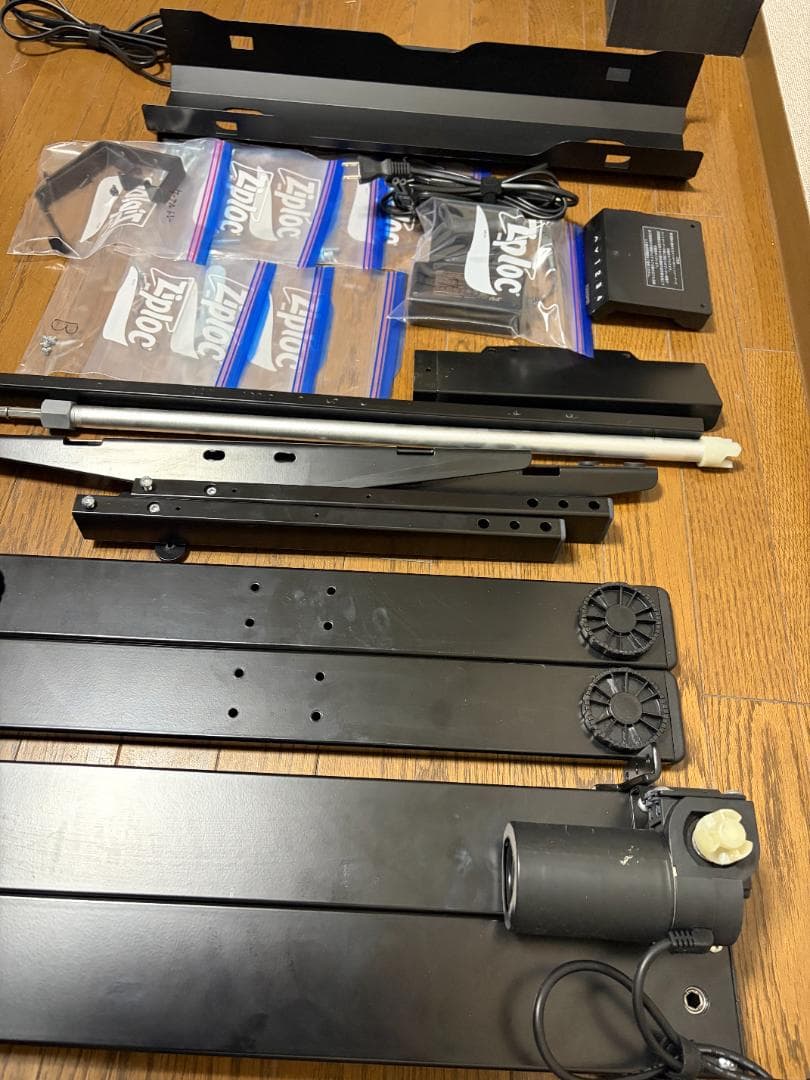 FLEXISPOT スタンディングデスク EF1B （天板別）+ ケーブル関連