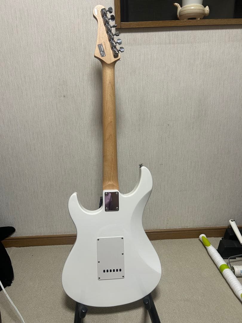 ギター Pacifica012
