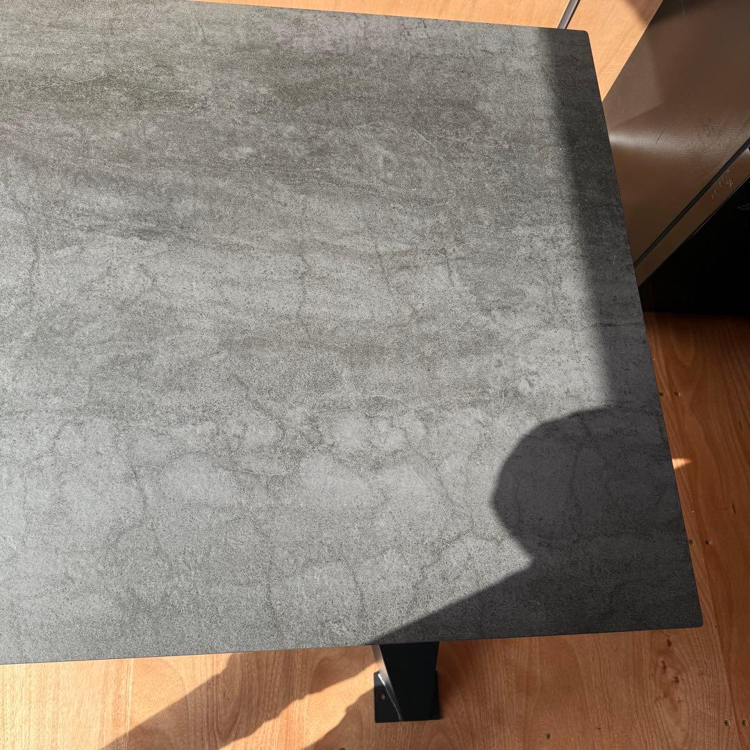 ☆セラミック加工 ダイニングテーブル☆スチール脚 V字形状脚 オシャレ