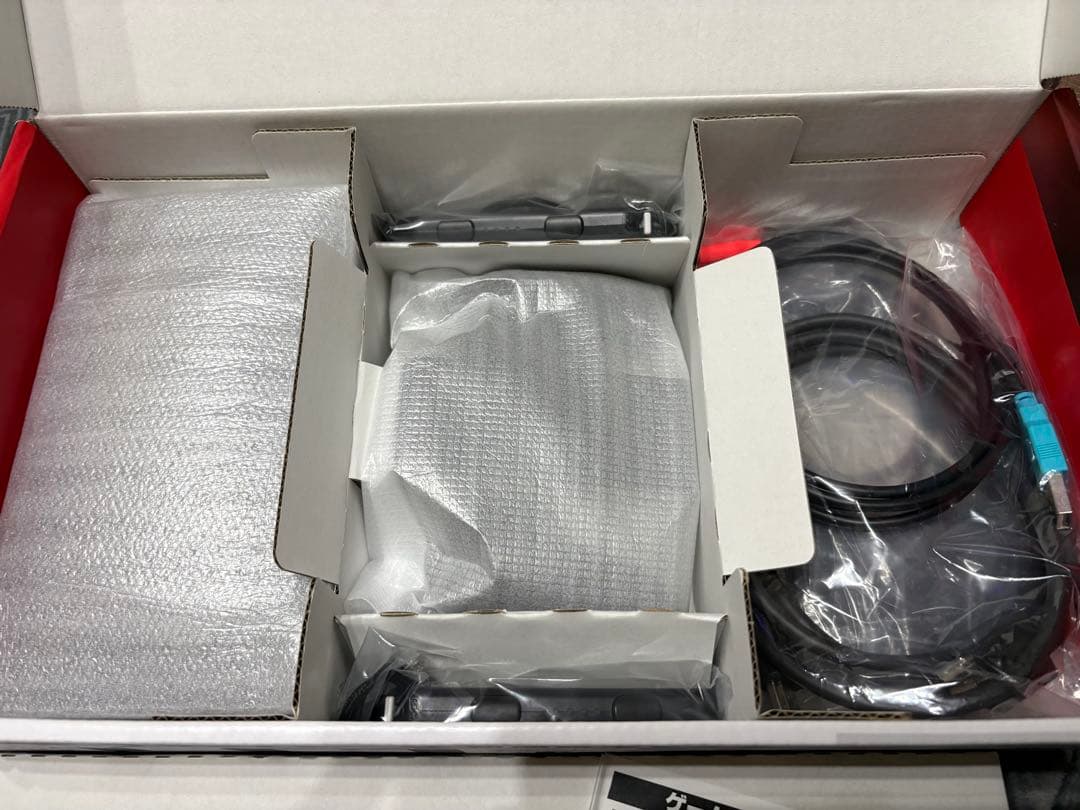 Nintendo Switch 本体　グレー　ハードケース2個付き