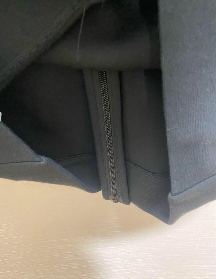 NIKE ナイキ ジュニア テックフリース フルジップパーカー　ブラック　光る