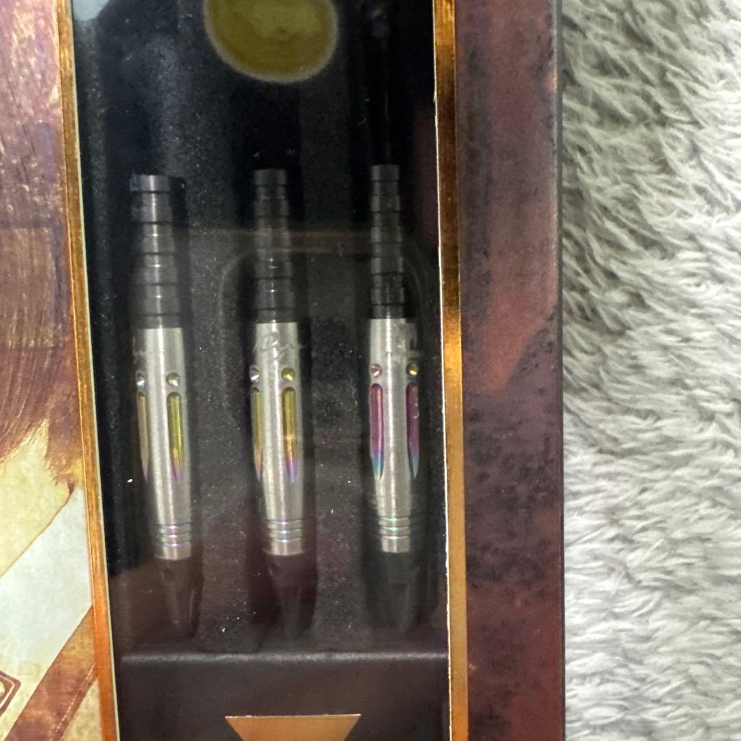 新品送料込☆☆☆AKARI レガシー 大城明香利モデル　キーホルダー付き