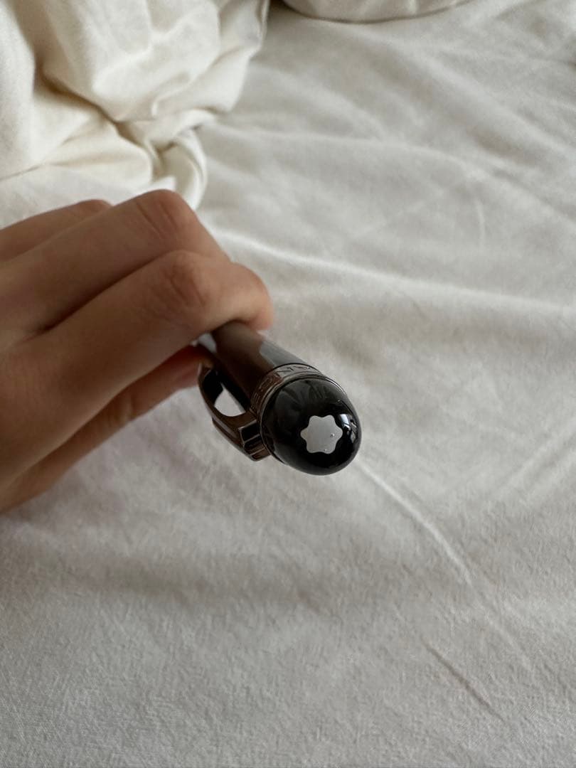 【保証書＆袋付き】モンブラン　ボールペン　新品未使用　スターウォーカー　ブラック