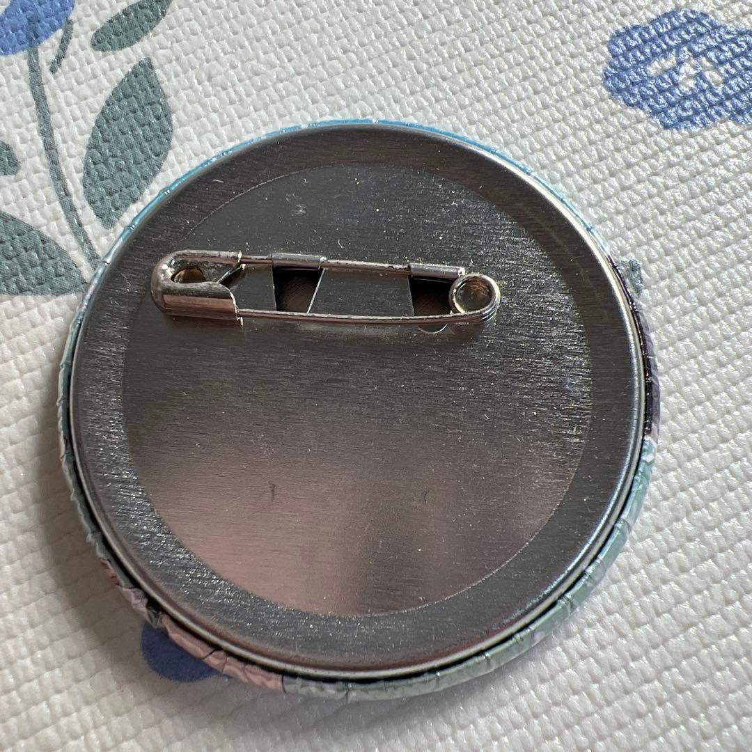 Xmasプリケーキ2024 宝多六花 特典 缶バッジ 仙台の夏限定スイーツを堪能！