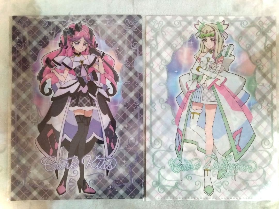 キミとアイドルプリキュア　キュアズキューン　キュアキッス　アクリルライト　セット