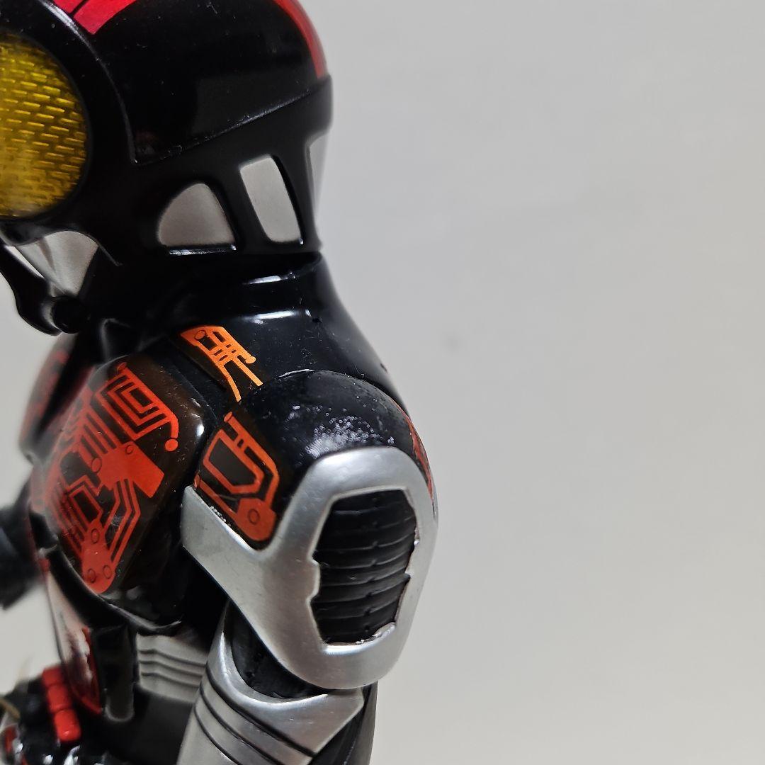 BM　仮面ライダーダークカブト　フィギュア