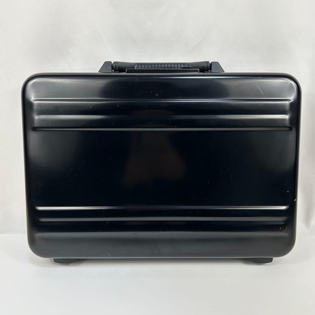 ギャランティー付き ゼロハリバートン アタッシュケース 軽量 ブラック