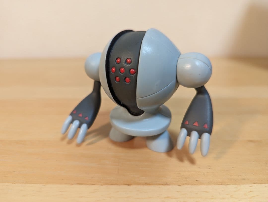 ポケモン レジギガス 組立式DXソフビフィギュア モンコレ 食玩 - メルカリ