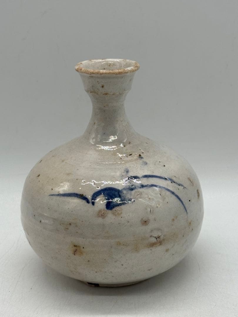 李朝　白磁に呉須紋　徳利形瓶① 高さ約11.8cm アンティーク送料込み0107