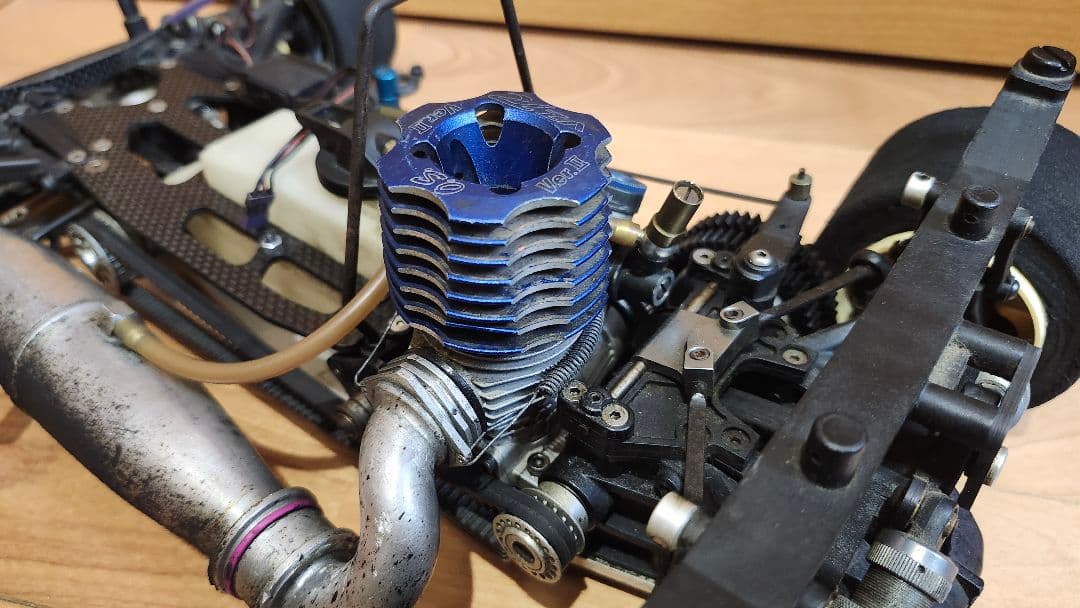 ラジコン 無限精機 MRX-4R 中古 エンジン付き - メルカリ