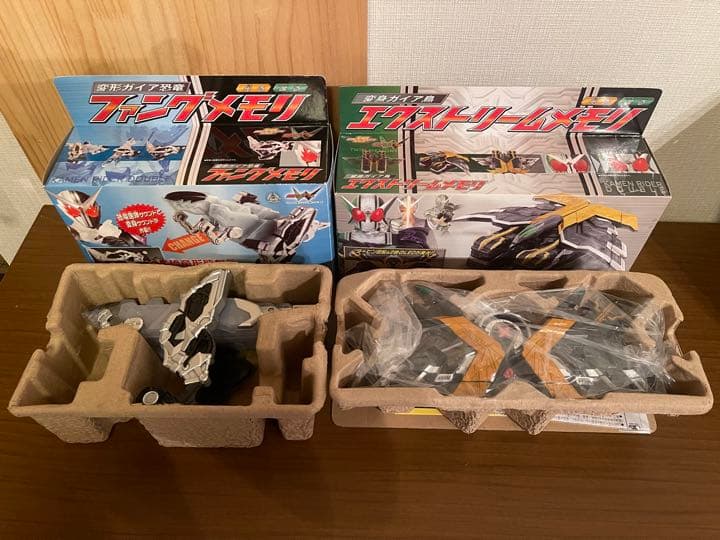 仮面ライダーW 風都探偵　DXダブルドライバー　T2ガイアメモリ　オマケ色々