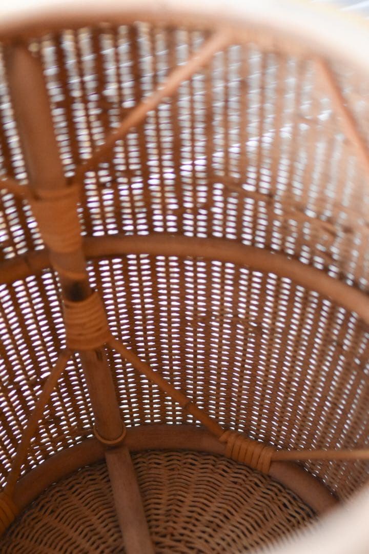 ラタン 円筒形スツール　剣持勇　ラタンスツール