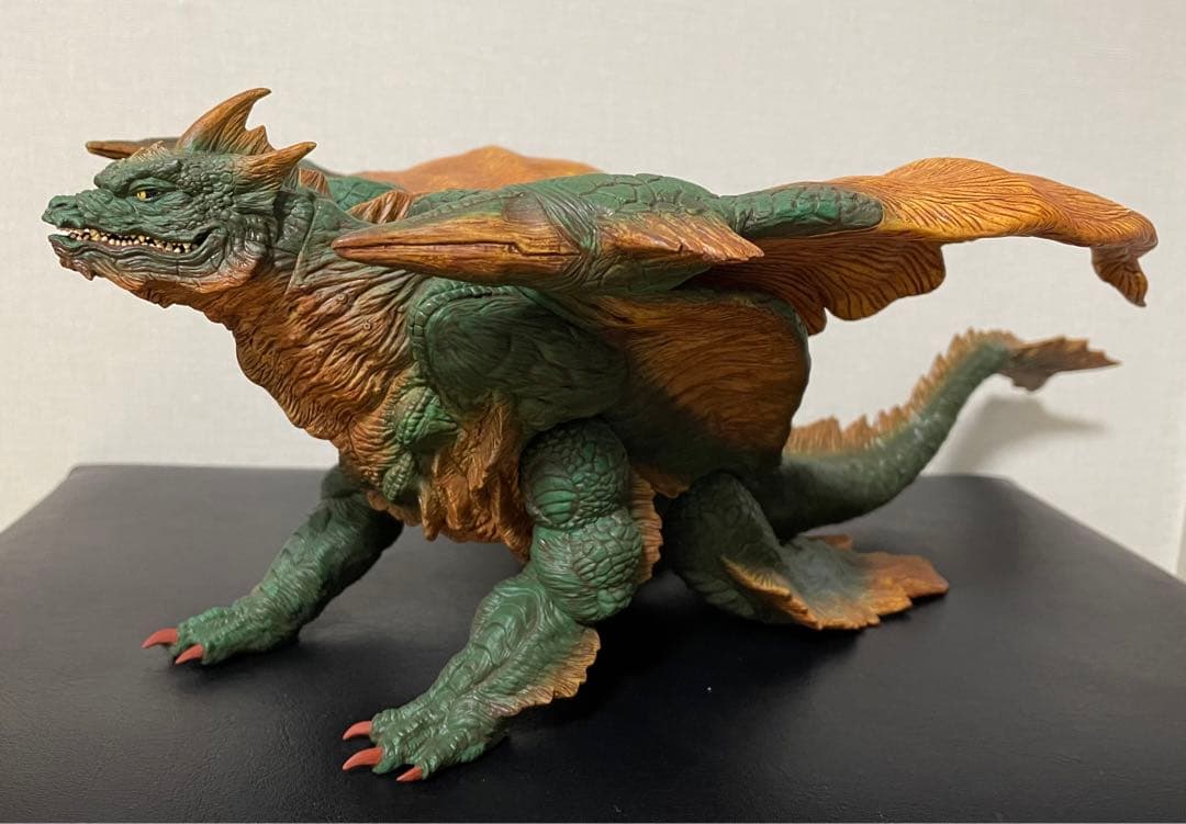 怪獣番外地 ダガーラ フィギュア(塗装剥げあり) 怪獣番外地 魔海獣