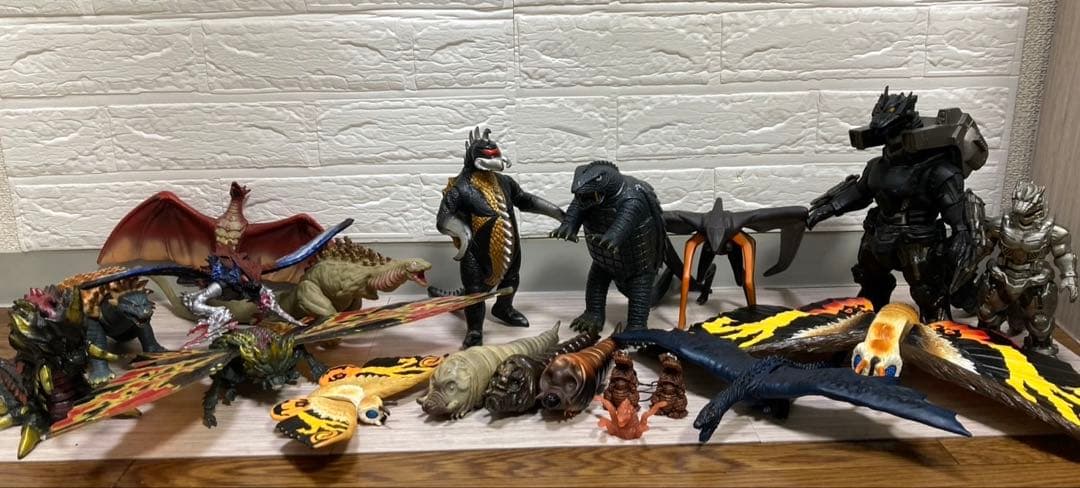 ゴジラフィギュア（バンダイ）ソフビ まとめ 大量 - 特撮アウトレット